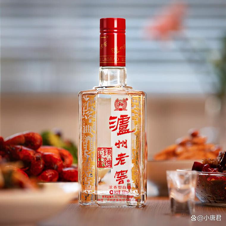 泸州老窖浓香型白酒怎么样？揭秘其卓越口感与品鉴之道